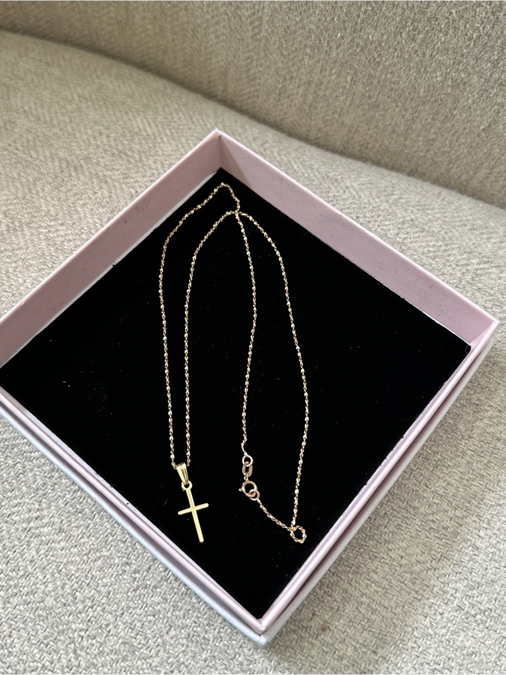 10k gold cross necklace